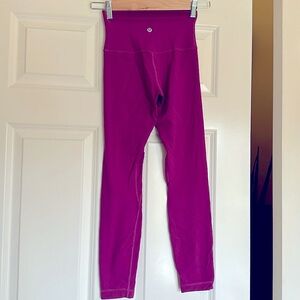 Never worn Lululemon Align leggings 23 inseam
